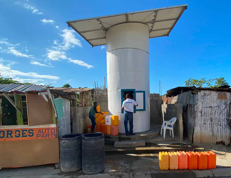 installation unité solaire ronde